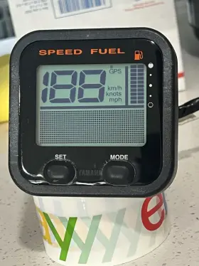 6y8-w8350-01 Yamaha Outboard Speed Fuel Gauge