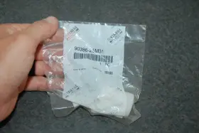 90386-25m31 Yamaha New Genuine Marine Bushing Oem Factory Parts