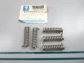 90501-14236-00 Yamaha New Oem Lot Of 5 Spring Compression 0810