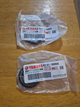 93101-30004 Yamaha 2 New In Bag Oem Prop Shaft Oil Seal