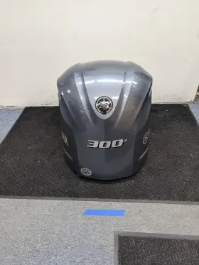 99999-04473-00 Yamaha 2018 300 Engine Cover Used Cosmetic Damage