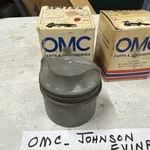 Omc Johnson Evinrude Piston And Rings 389155. Fixed Price $40.00.