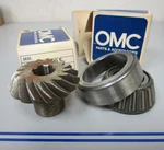 New Oem 980427 0982427 Omc Johnson Evinrude Pinion Gear & Bearing 0720. Fixed Price $30.00.