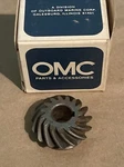 New Omc Johnson Evinrude Pinion Gear 304009. Fixed Price $26.00.