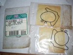 Omc Johnson Evinrude Carb Mounting Seals 332253 New Condition. Fixed Price $8.99.
