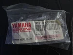 Nos Oem Yamaha Bolt W/ Washer 90119-08M18-00 (O6B5-3). Fixed Price $9.00.