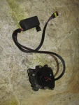 Evinrude Etec 115HP 2 Stroke Outboard Exhaust Actuator Relay (5007881/586904). Fixed Price $45.00.