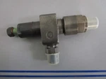 New Oem 826577 Volvo Penta Fuel Injector 0820. Fixed Price $200.00.