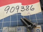 2 New Omc Johnson Evinrude Screws 909386. Fixed Price $9.99.